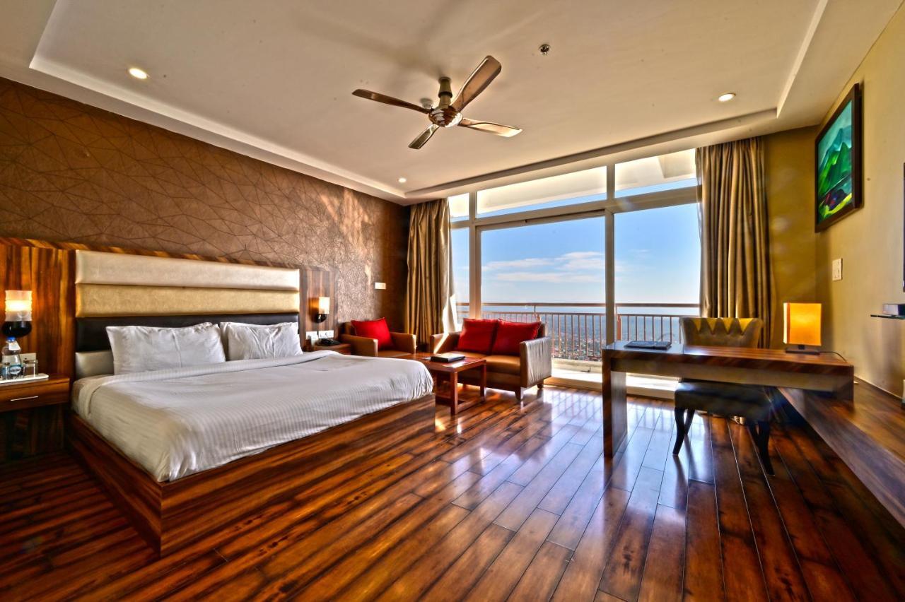Hotel Inclover-A Peaceful Retreat Dharamshala Bagian luar foto